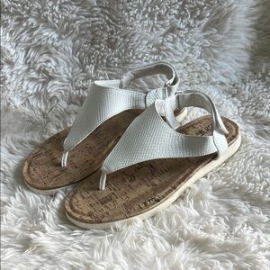 Naturalizer Women's Meghan Sandal White Snake Suze 8M =